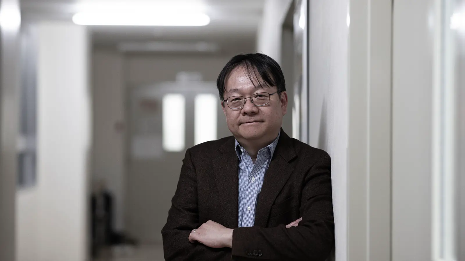 藤井 威生（電気通信大学 先端ワイヤレス・コミュニケーション研究センター・教授）